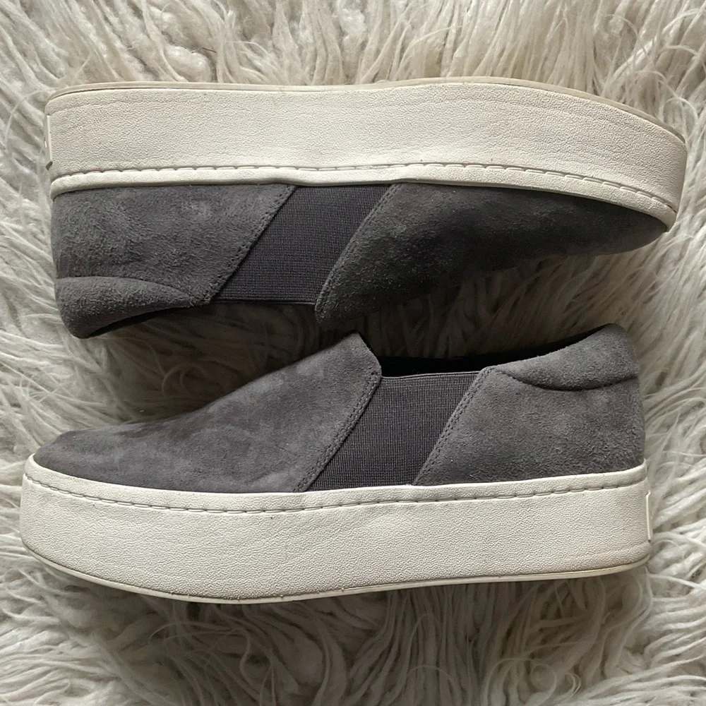 Vince Warren Gray Suede Leather Chunky Platform Flatform Slip-On Sneakers Size 6